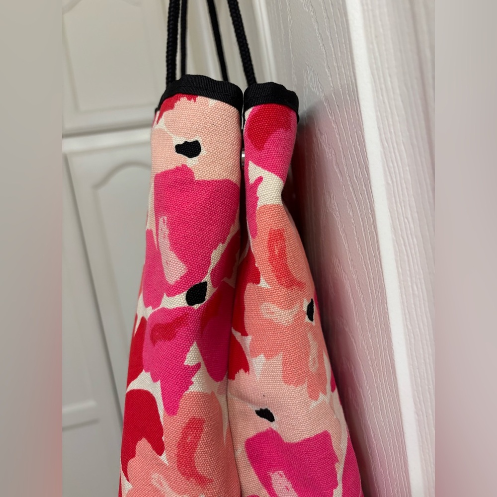 Avon floral tote and pouch - Picture 5 of 10